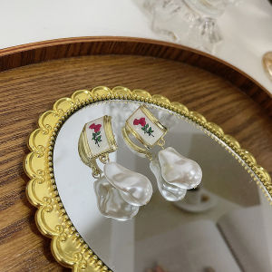 S925 Silver Needle French Baroque Style Rose Flower Earrings Womens Fashion Jewelry Versatile Luxury Design Sensation Ear Decor