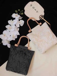 Retro Chinese Style Bamboo Node Handbag Large Capacity Tote Bag for Daily Use New Chinese Style All-Match Flag Dress Bag