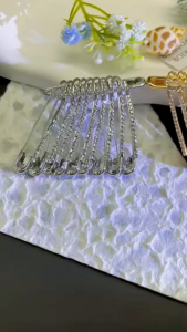 10Pcs Rhinestone Pin Silver Gold Safety Brooch Sweater Shawl Lapel Collar Clothing Accessory
