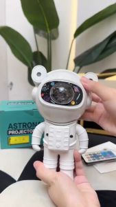 Đèn Phi Hành Gia Đèn Chiếu Sao Decor Phòng Ngủ Chill Bản Mới Nhất Có Loa Bluetooth Remote