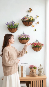 Metal Wall Hanging Planter Basket with Coco Liner Iron Flower Pot Holder Indoor Outdoor Garden