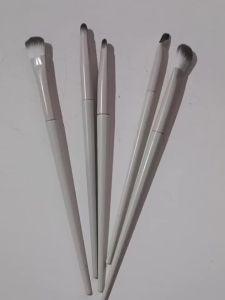 6Pcs Makeup Brushes Set 2Pcs Makeup Sponge Soft Cosmetic Brush for Blush Eyeshadow Concealer Contour Face Make Up Beauty Tool
