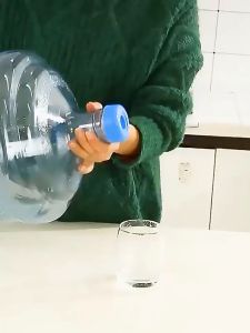 Máy hút nước tự động - Vòi hút nước tự động từ bình đóng chai sạc USB Máy bơm nước tự động cho bình nước lọc