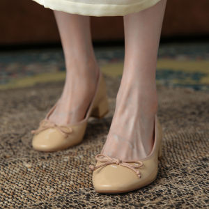 Ultra-Soft Comfortable Womens Ballet Flats Real Leather Medium Heel Gentle Butterfly Knot Driving Shoes New Style Casual Fashion