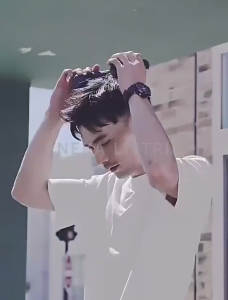 Kipas Angin Gantung Leher Portable USB/Kipas angin mini korea/ Mini Fan Neck Elektrik