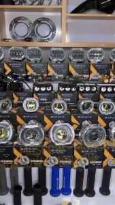 LAMPU TEMBAK / SOROT SQL CREE ANGEL EYE ORIGIMOSCOW POWER 18W ARUS DC 12 - 80 V WATERPROOF BAHAN BODY BESI SUDAH INCLUDE BAUT + BREKET SENJA BIRU MERAH 5 MATA 6 MATA 2 MATA 3 MATA 4 MATA FOGLAMP FOGLAM LED BAR SQL SUPER TERANG PNP 6MODE STROBO FLASH HI LO