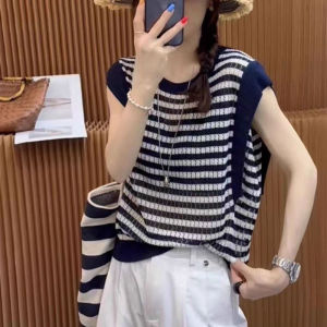 Summer Design Slim Fit round Neck Color Block Hollow out Sleeveless Knitted T Shirt Women Short Style Ice Silk Thin Top