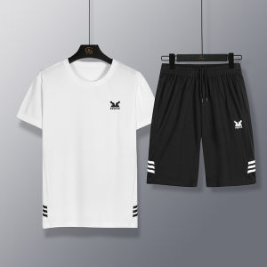 ชุดกีฬาผู้ชายแบบเต็มชุด อบอุ่น ใส่ได้หลากหลาย วัสดุโพลีเอสเตอร์ แขนยาว เหมาะสำหรับอายุ 18-25 ปี