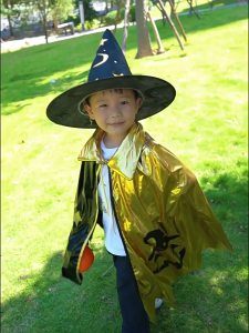 Kids Wizard & Witch Fantasy Costume – Five-Star Hat & Cloak Outfit for Halloween & Role Play