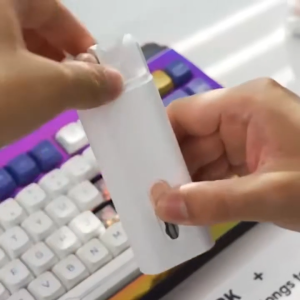 ALX MALAYSIA 7 In 1 Keyboard Cleaning Kit Keyboard Cleaner Electronic Dust Removal Tool Earphone Cleaner Computer Cleaner Brush Kit Screen Cleaner Kit Gadget Cleaner Berus Komputer 键盘清洁器