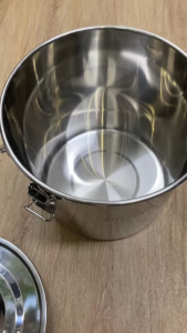 Xô Trụ Inox 304 Dày (TQ) Inox Có Khoá Gài + Ron Cao Su Chống Tràn 10 Lít