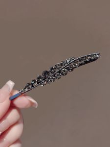 Fashionable 2025 Side Bangs Hair Diamond Rhinestone Clamp Korean Style Elegant Simple Hair Accessories Hairdressing Tools