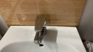 [HCM]Vòi lavabo lạnh gật gù Luxta KAG-LX551 Vòi chậu rửa mặt nước mạnh thiết kế đẹp tinh tế từng chi tiết