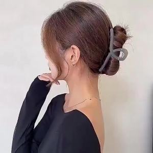 3 PCS Set Simple and Stylish Shark Clip Hairpins - Womens Trendy Large Hair Clips Elegant Updo Accessories New Shark Clips