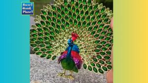 Crystal Rhinestones Peacock Figurine Hinged Trinket Boxes Unique Gift Hand-Plated Enameled Jewelry Box