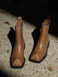 Handmade Womens Chelsea Boots Designer Calfskin Autumn New Straight Tube Short Boots Youth Winter Ankle Goat Leather Rubber Sole