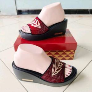 Sandal Wedges Wanita Calbi Premium Motif Terbaru