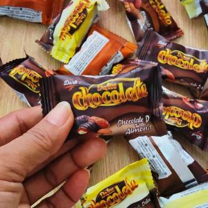Dates Chocolate / Mix Dates Chocolate / Dark Chocolate / Milk Chocolate / White Chocolate / Al Raiqa Dates Chocolate / High Quality
