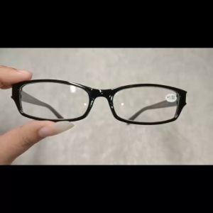 Kacamata Kotak Lensa Plus +1.00 s/d +3.00 Warna Frame Hitam Glossy Untuk Pria Wanita Orangtua Frame Ringan Kokoh Model Simple - BISA COD