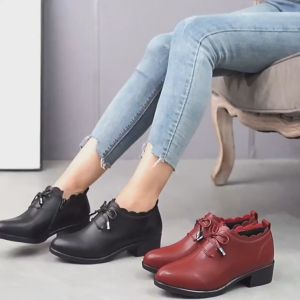 Phiên bản Hàn Quốc da có đế mềm thoải mái Giày nữ phối ren thời trang lưỡi nêm Giày da cho phụ nữ