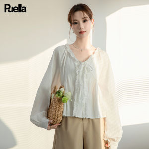puella | Floral Lace V-Neck Spring blouse