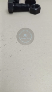 BAUT MUR BAJA KUNCI 32 M22X50 M22X50X2.5 FULL DRAT PANJANG 5CM 5 CM GRADE 8.8 BAUD M22 X 50  50 MM 50 MM PITCH DRAT 2.5 HITAM DIAMETER DRAT 22MM 22X50 22 X 50 JURAGAN BAUT SEKRUP SKRUP