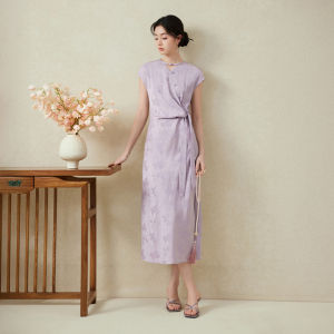 XIANGYING | New-style Side Slit Fitted Waist Patterened Qipao Dress
