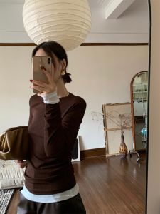 เสื้อยืดแขนยาวสีขาว Molin ทรงหลวม ผ้าโพลีเอสเตอร์ ทรงพอดีตัว สำหรับผู้หญิง ฤดูใบไม้ร่วง 2023 เสื้อชั้นในลายไม้ไผ่