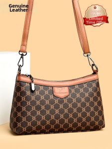 Leather Fashionable Shoulder Bag for Middle-aged Women