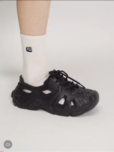 Sepatu Sandal Pria Wanita Sepatu Sandal Fashion Kekinian Antiair Bahan Karet EVA Supersoft Empuk Elastis Dan Ringan