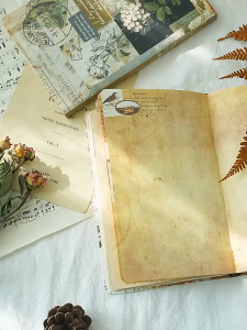 98 Pages A5 Kraft Paper Notebook Vintage Retro Antique Blank Writing Journal Portable Notepad Stationery for Students School Office Daily Gifts