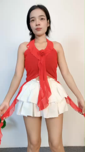 ชุดเซ็ต เสื้อแขนกุดคอผูก + กระโปรงเค้กขอบลูกไม้