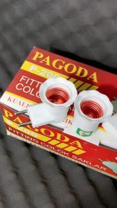 PAGODA Fitting Colok + Saklar P-200