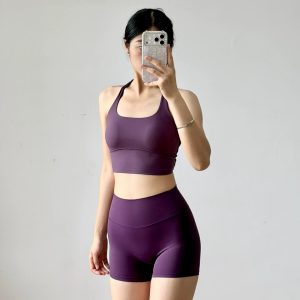 Black Yoga Backless Knot Sports Bra