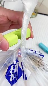 (1 PCS) Spring Sealing Clip Plastic Food Sealer Keep Fresh Storage Grip Bread Bag Snack Squeeze Clip Holder Seal Tool