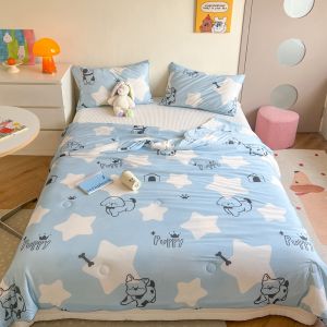 ผ้าห่มเด็ก Ice Cream Class a ผ้าไหมน้ำแข็ง ผ้าห่มสำหรับอากาศเย็นในฤดูร้อน ผ้าห่มผ้าฝ้ายโพลีเอสเตอร์ซักได้ ผ้าห่มขนาดเดี่ยวสำหรับหอพักนักเรียน