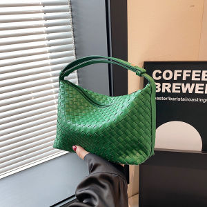 Trendy Woven Large Capacity Womens Bag