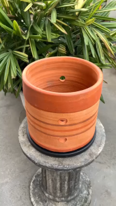 POT BUNGA ANGGREK GERABAH TANAH LIAT SILINDER POLKA D23 - POT ANGGREK SILINDER 01