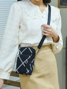 Large Screen Mobile Phone Bag 19cm High Single Shoulder Arm Bag Multi-Functional Lightweight Phone Pouch for Youth Women