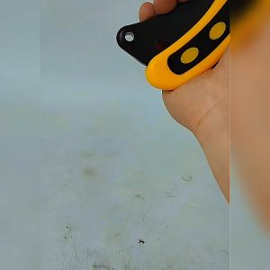 CEO 🇲🇾 45mm Patchwork Roller Wheel Knife Cloth Cutting Knife Leather Paper Fabric Craft Fabrics Rotary Cutter DIY Sewing