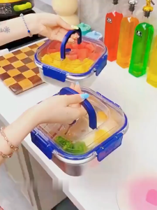 สแตนเลส 304 แบบพกพา กล่องสี่เหลี่ยมเกรดอาหาร พิเศษสำหรับตู้เย็น ปิดผนึกและกั กล่องกระหรี่กล่องอาหารกลางวันความจุขนาดใหญ่