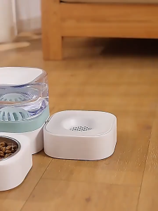 Automatic Pet Water Feeder with Filter Non-Electric Flowing Dispenser Double Bowls for Cats & Dogs Filtered Fresh Water Eco-Friendly Design
