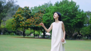 4000 mAh Quạt mini di động có thể sạc gió mạnh 100 tốc độ turbo phản lực