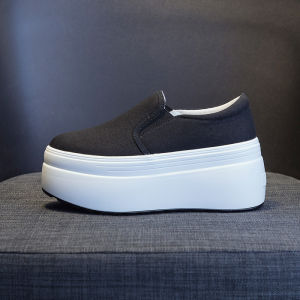 รองเท้าผู้หญิงพื้นหนาพิมพ์ลายเสือดาวบนผ้าแคนวาสสลิปออนสไตล์เกาหลีแฟชั่นองค์ประกอบสําหรับการพักผ่อน