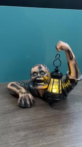 1pc Halloween Zombie Crawling Horror Decor Scary Led Lights Zombie Holding Lantern Outdoor Figurine Light