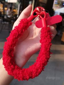 Winter Plush Mobile Phone Lanyard Short Fashion High End Thickened Hanging Chain Women Outdoor Travel Key Shell Durable