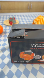 The power of the coconut slicer is 220V-220W