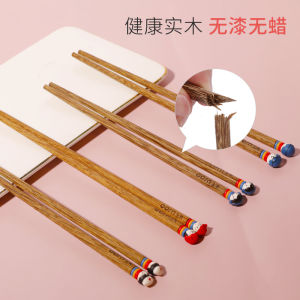 Childrens Short Wooden Chopsticks Food Grade Wood Cute Cartoon Design Home Dining Table Essential for Kids Aged 6 And above