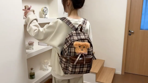Balo chống nước với phong cách thời trang hàn quốc mang lại sự trẻ trung năng động cá tính