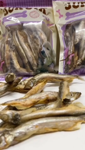 ปลาไข่อบแห้ง ปลาไข่ตัวแน่นๆ ปลาไข่ฟรีซดราย อาหารสำหรับน้องหมาน้องแมว มีหลายขนาด